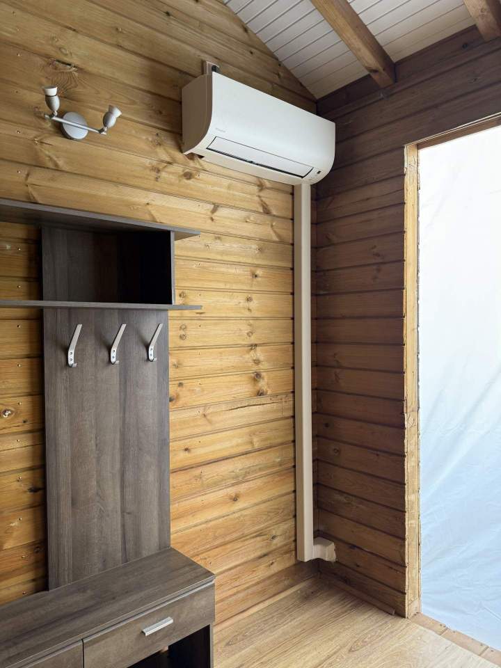 Climatiseur dans chalet bois à Fort de France
